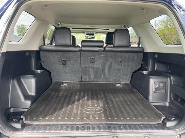 Used 2019 Toyota 4Runner TRD Off-Road Premium AWD/4WD image 13