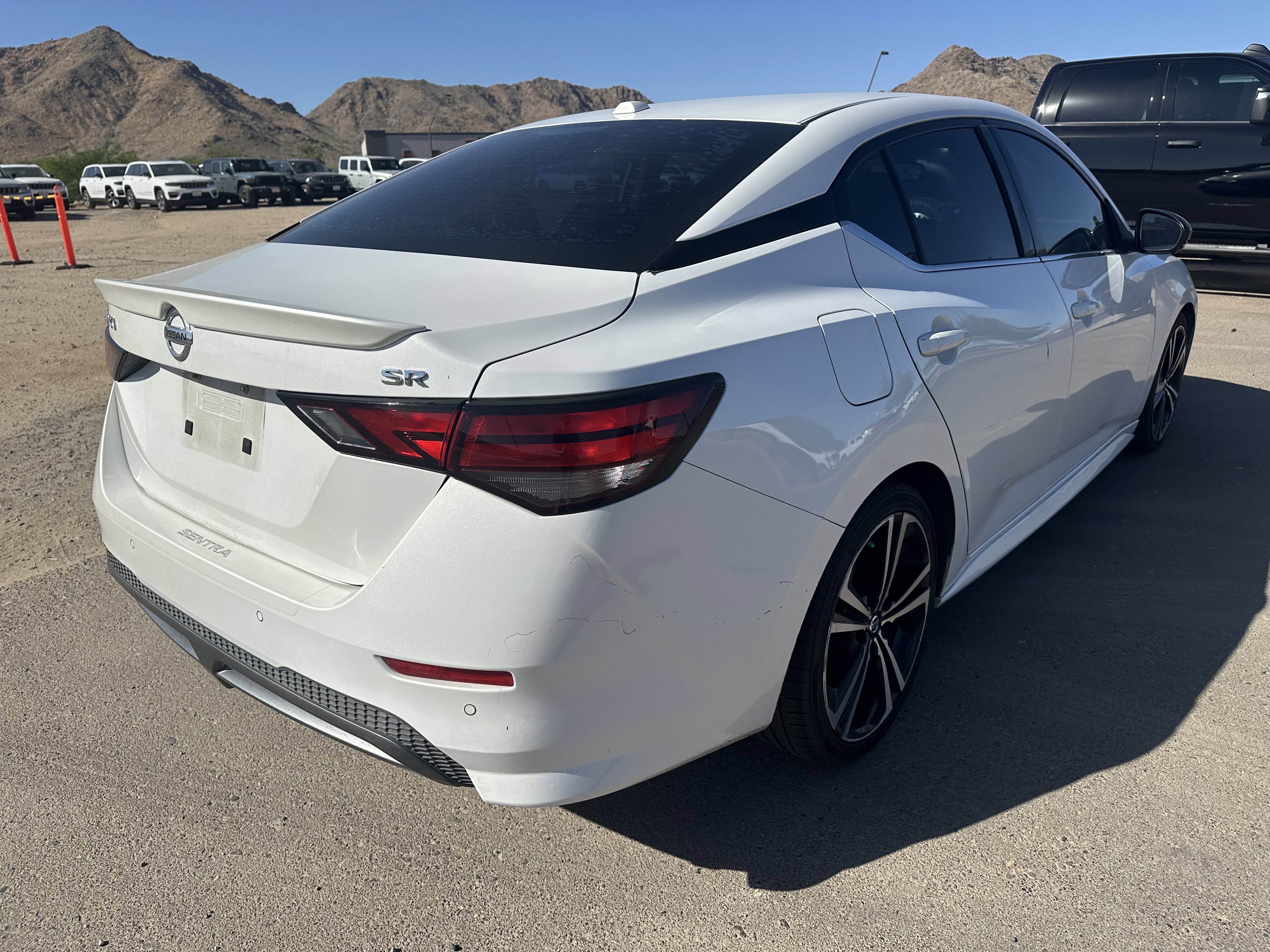 Used 2021 Nissan Sentra SR w/ SR Premium Package FWD image 5