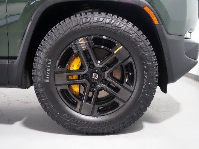 Used 2024 Rivian R1S Adventure AWD/4WD image 63