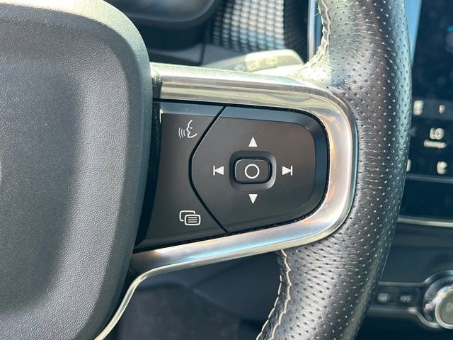 Used 2021 Volvo XC40 P8 Recharge w/ Advanced Package image 22