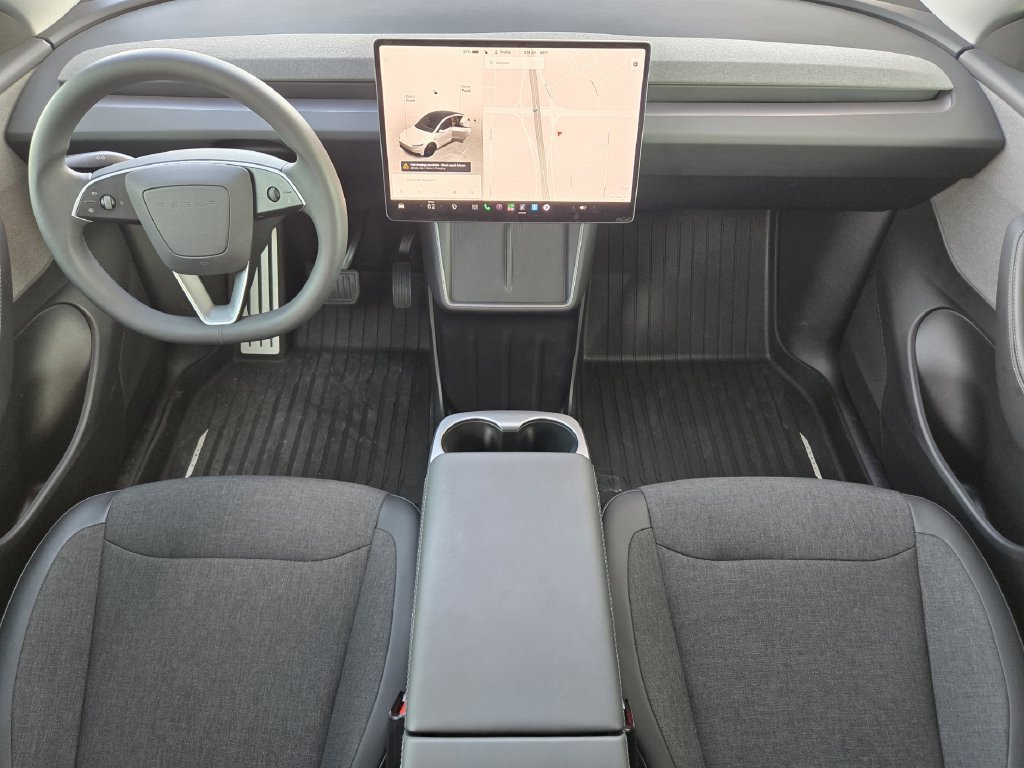 Used 2026 Tesla Model Y AWD image 24
