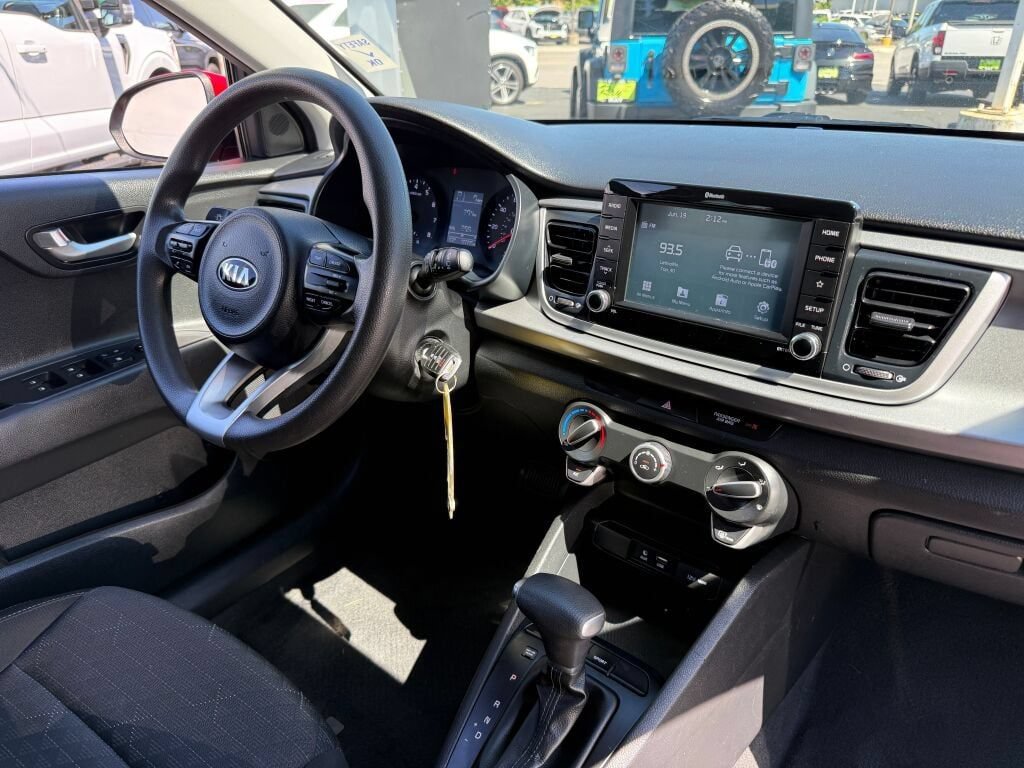 Used 2019 Kia Rio S FWD image 5