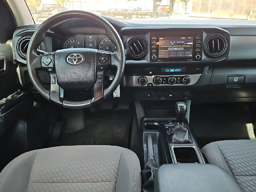 Used 2022 Toyota Tacoma SR AWD/4WD image 18