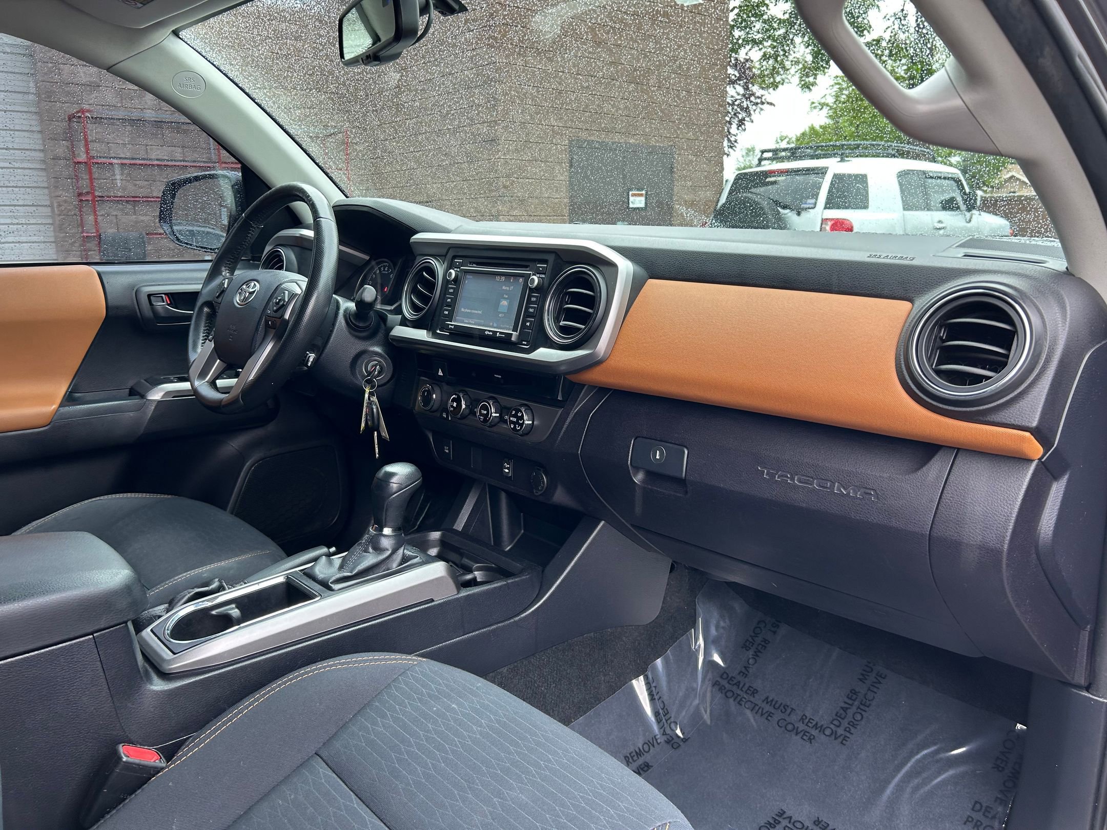 Used 2017 Toyota Tacoma SR5 w/ Tow Package AWD/4WD image 28