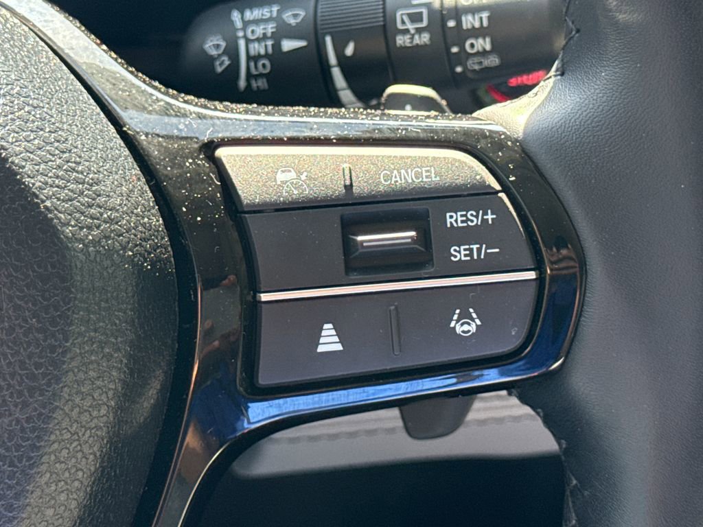 Used 2025 Honda Pilot Touring image 28