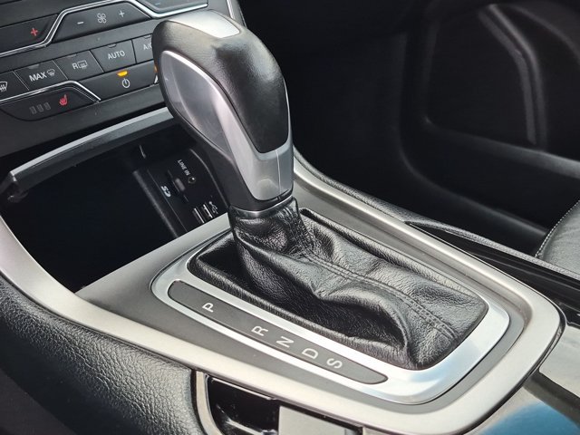 Used 2015 Ford Edge SEL w/ Equipment Group 201A FWD image 12