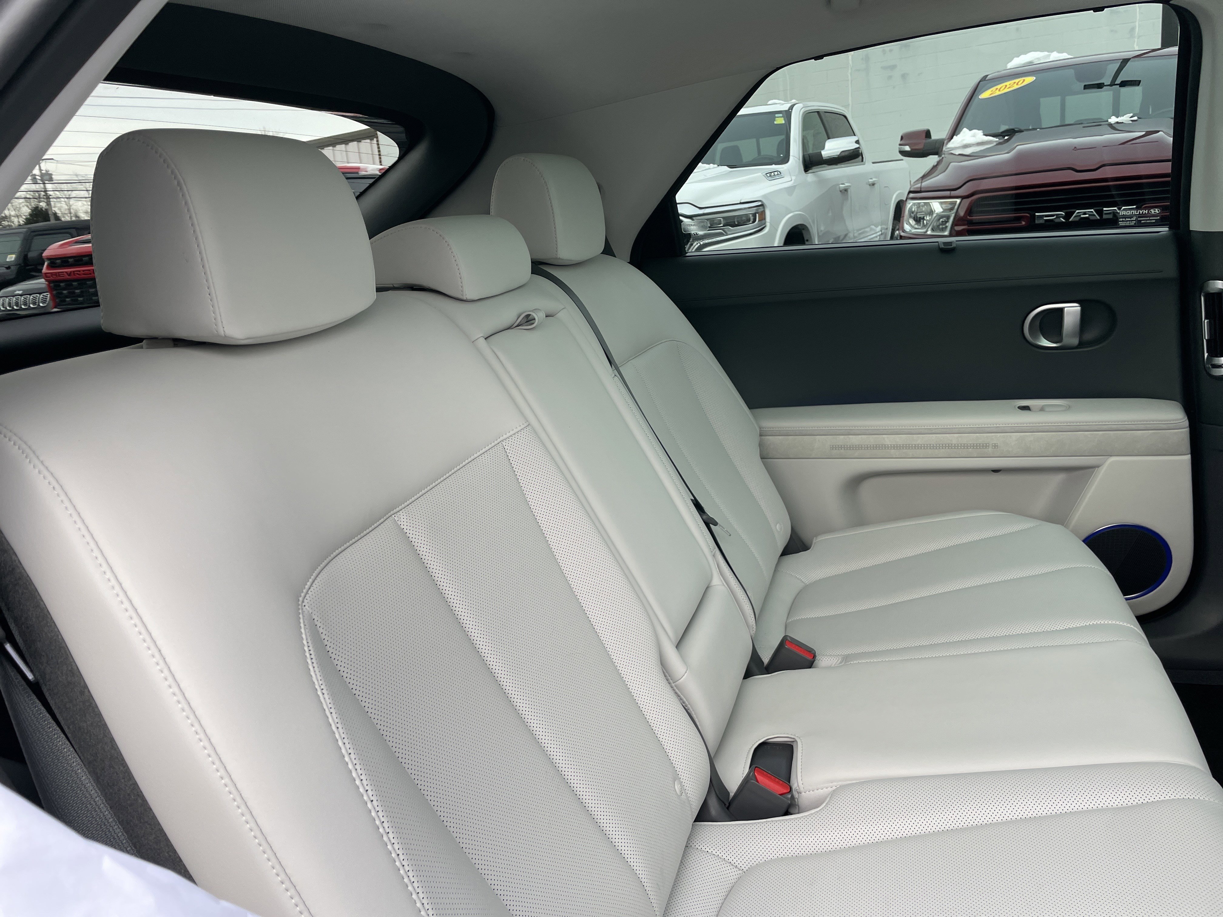 Used 2023 Hyundai Ioniq 5 Limited image 19