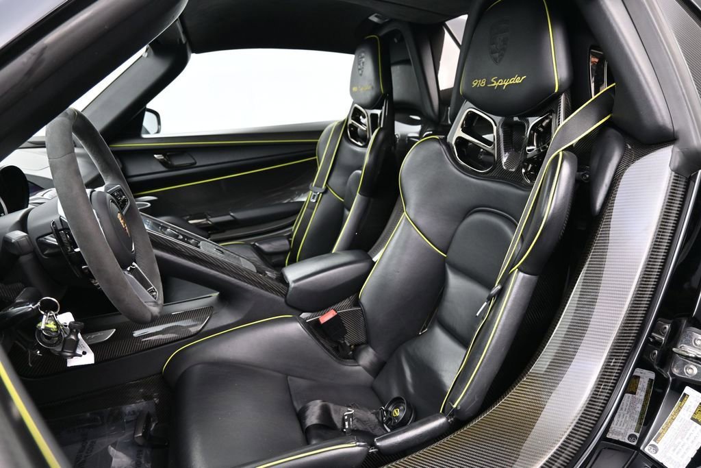 Used 2015 Porsche 918 Spyder AWD/4WD image 5