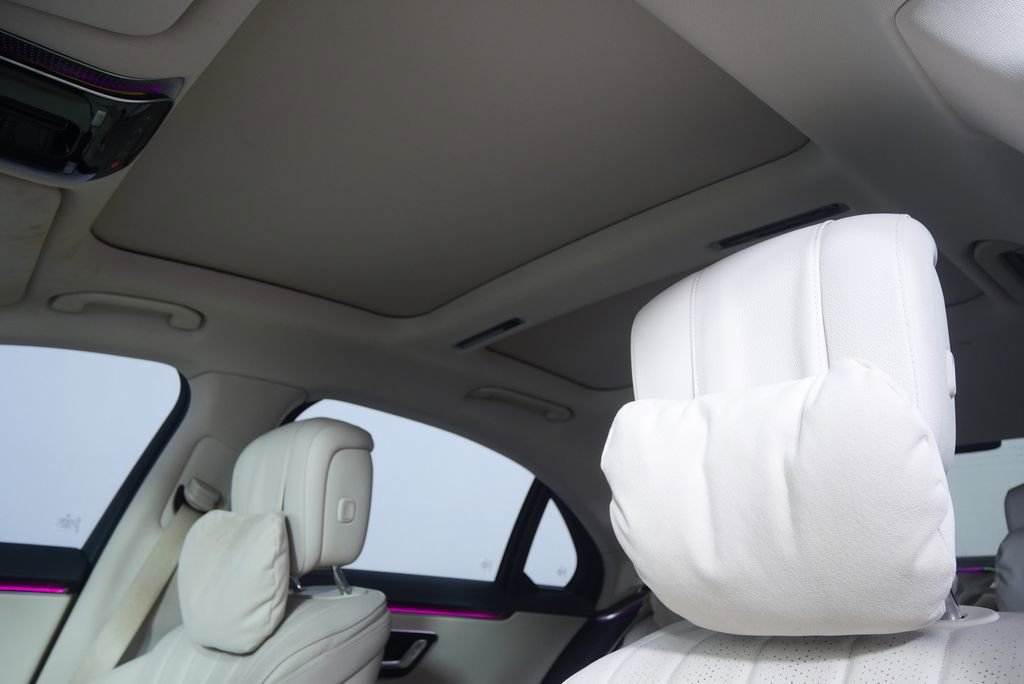 Used 2022 Mercedes-Benz S 500 4MATIC image 11