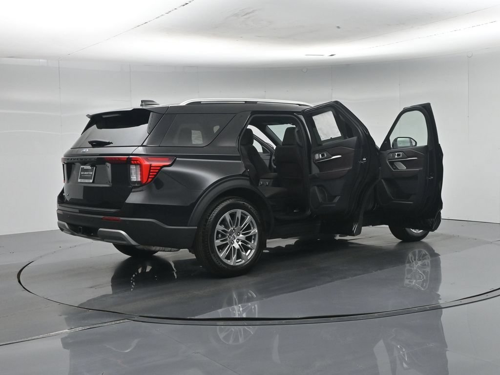 New 2026 Ford Explorer Platinum RWD image 33