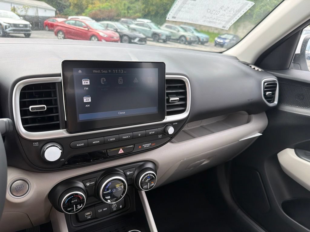 New 2026 Hyundai Venue SEL FWD image 24