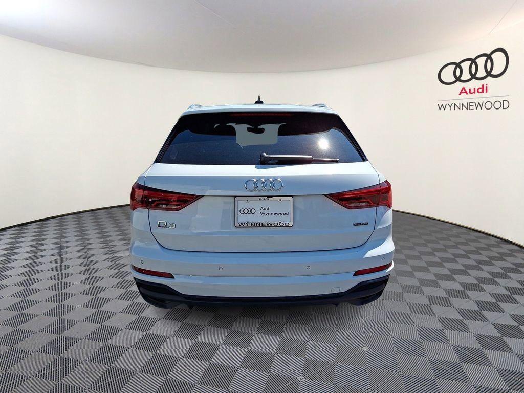 Used 2024 Audi Q3 2.0T Premium Plus AWD/4WD image 5