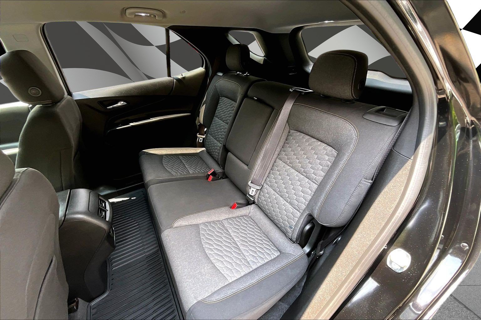 Used 2018 Chevrolet Equinox LT AWD/4WD image 26