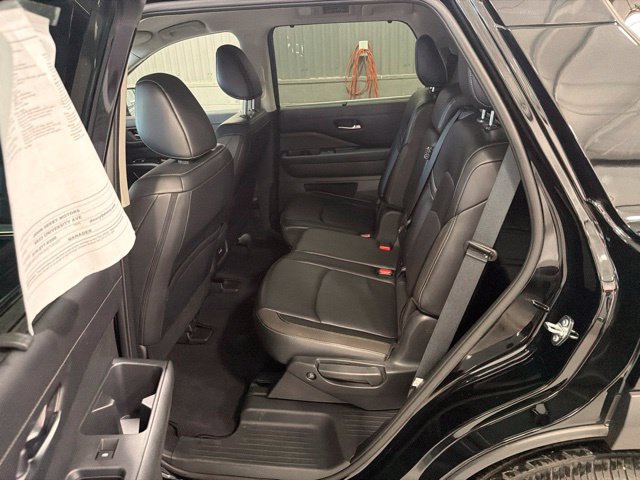 Certified 2025 Nissan Pathfinder SL AWD/4WD image 11