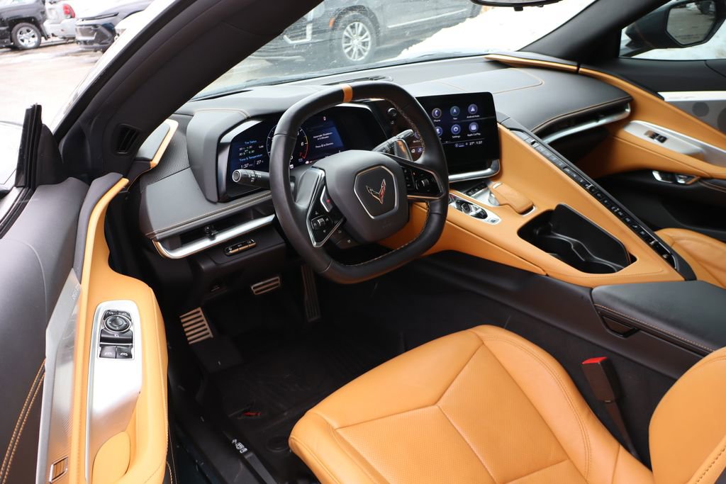 Used 2021 Chevrolet Corvette Stingray Preferred Cpe w/ Engine Appearance Package image 17