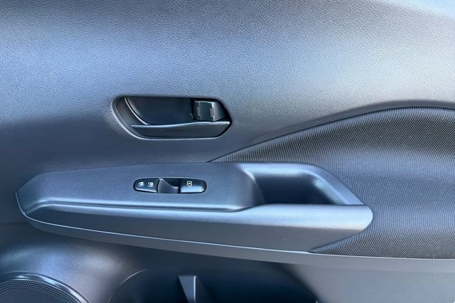 Certified 2025 Nissan Kicks Play S FWD image 20