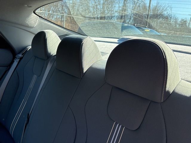Certified 2025 Hyundai Elantra Sport image 24