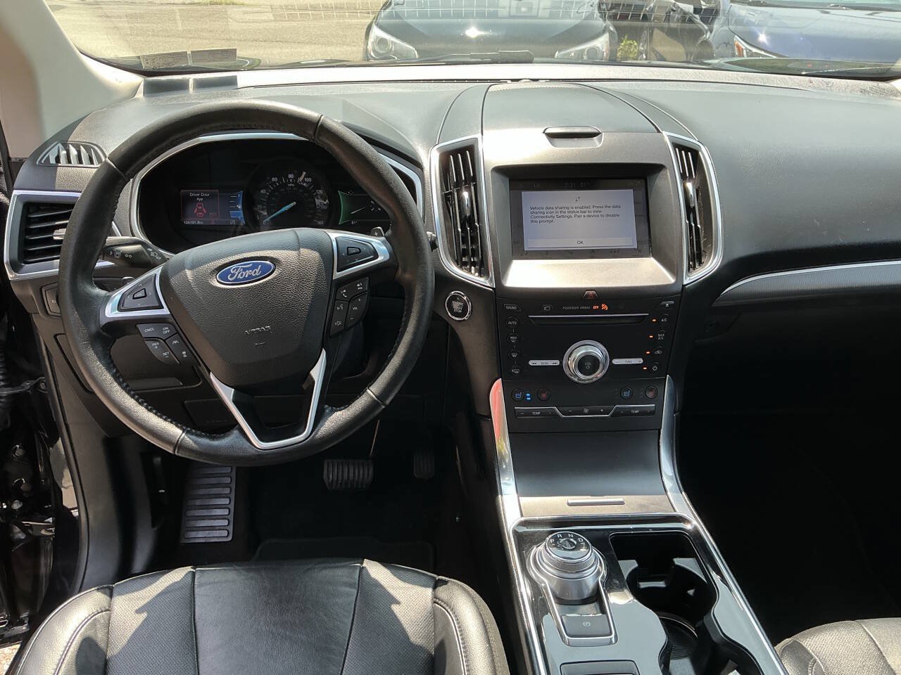 Used 2019 Ford Edge Titanium w/ Equipment Group 301A AWD/4WD image 13
