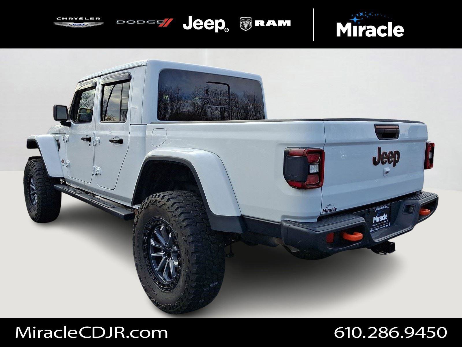 Certified 2020 Jeep Gladiator Mojave image 5
