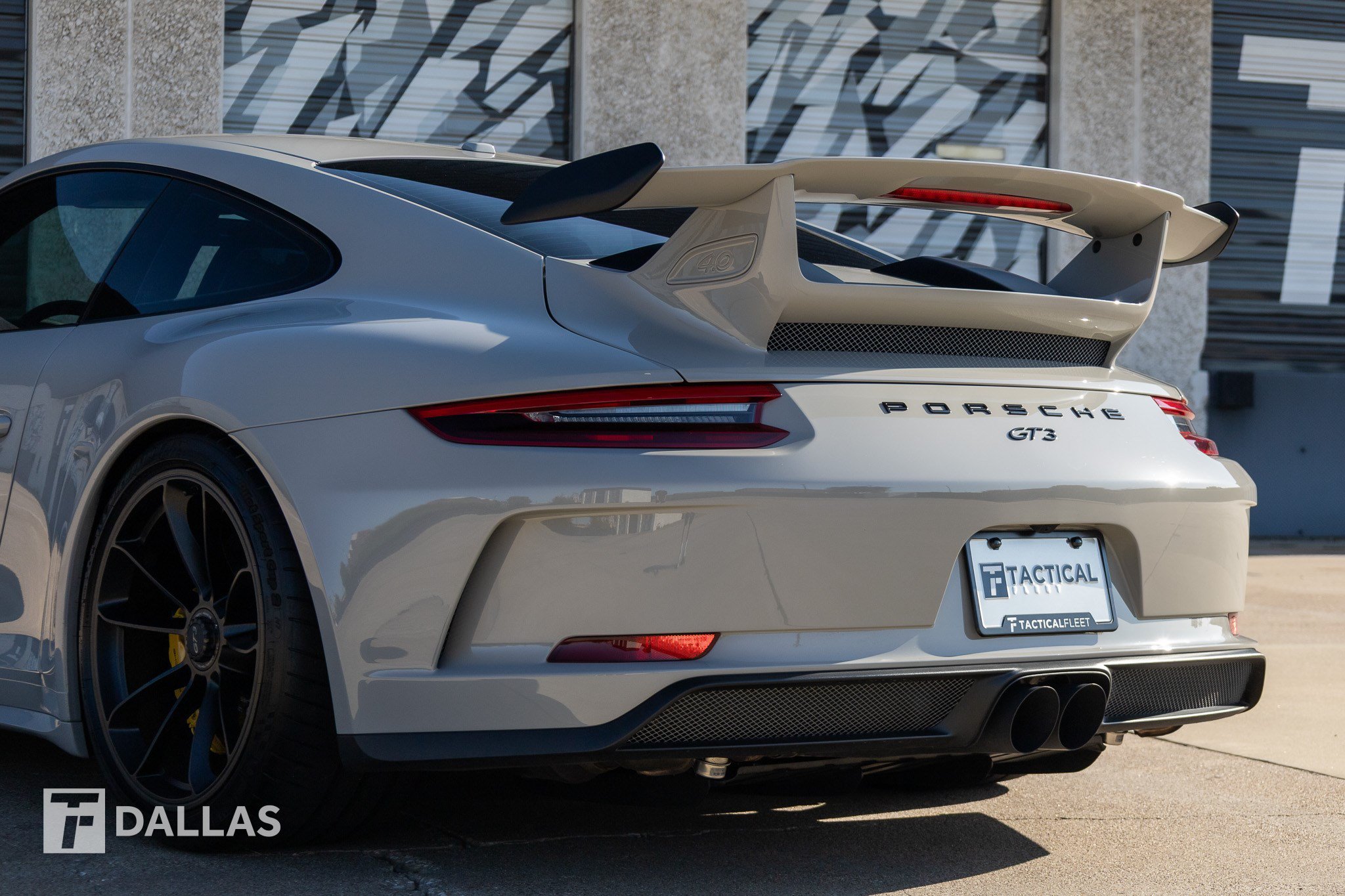 Used 2018 Porsche 911 GT3 RWD image 12