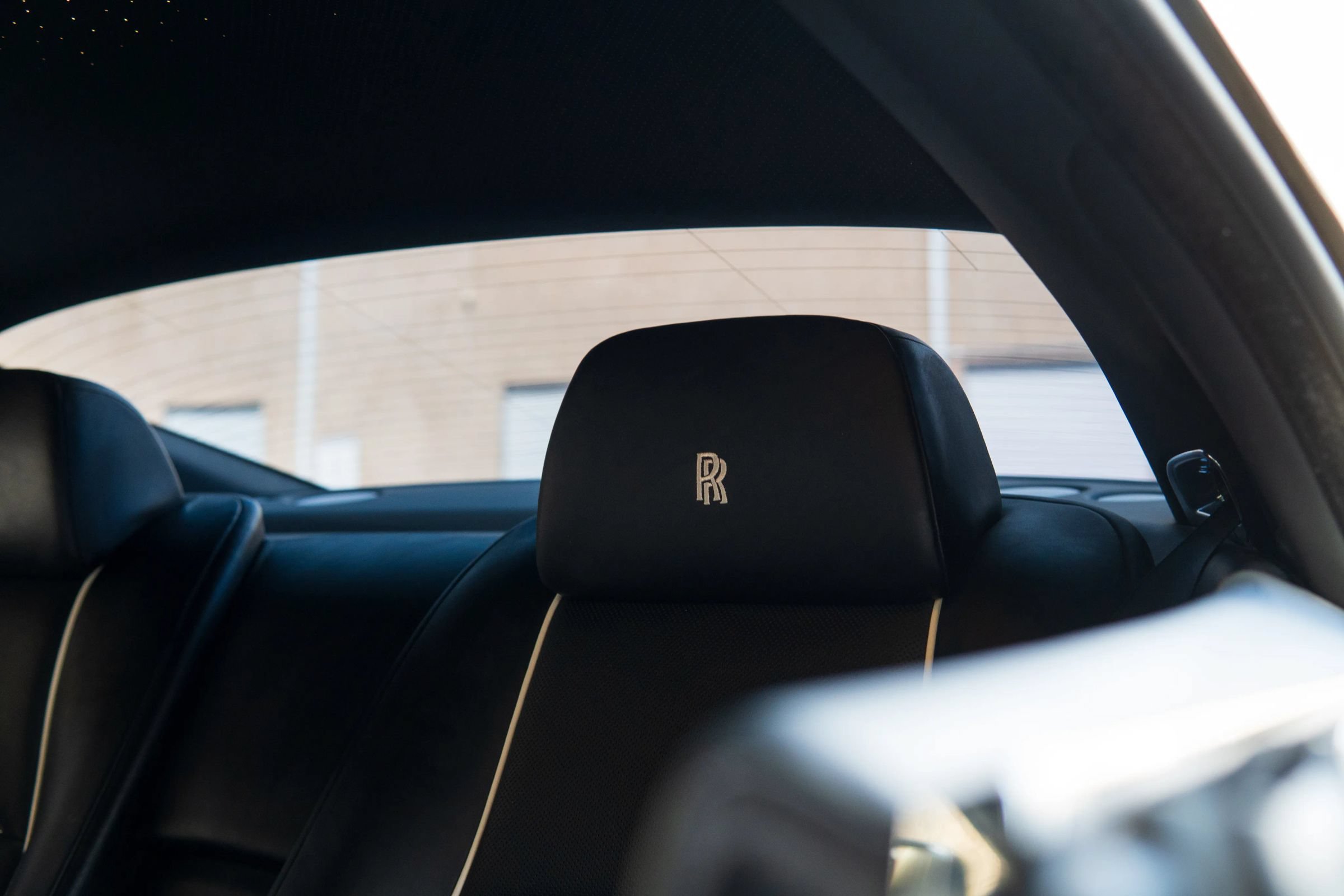 Used 2016 Rolls-Royce Wraith RWD image 26