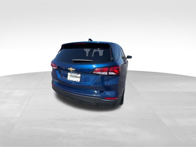 Used 2022 Chevrolet Equinox LS w/ LS Convenience Package image 9