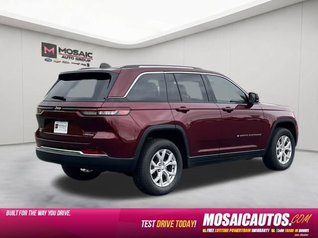Used 2023 Jeep Grand Cherokee Limited w/ Luxury Tech Group II AWD/4WD image 7