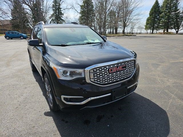 Used 2017 GMC Acadia Denali w/ Technology Package image 8