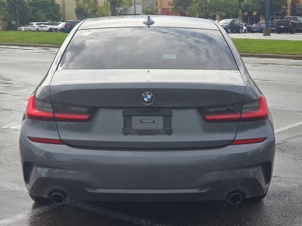Used 2021 BMW 330i xDrive Sedan w/ M Sport Package AWD/4WD image 15