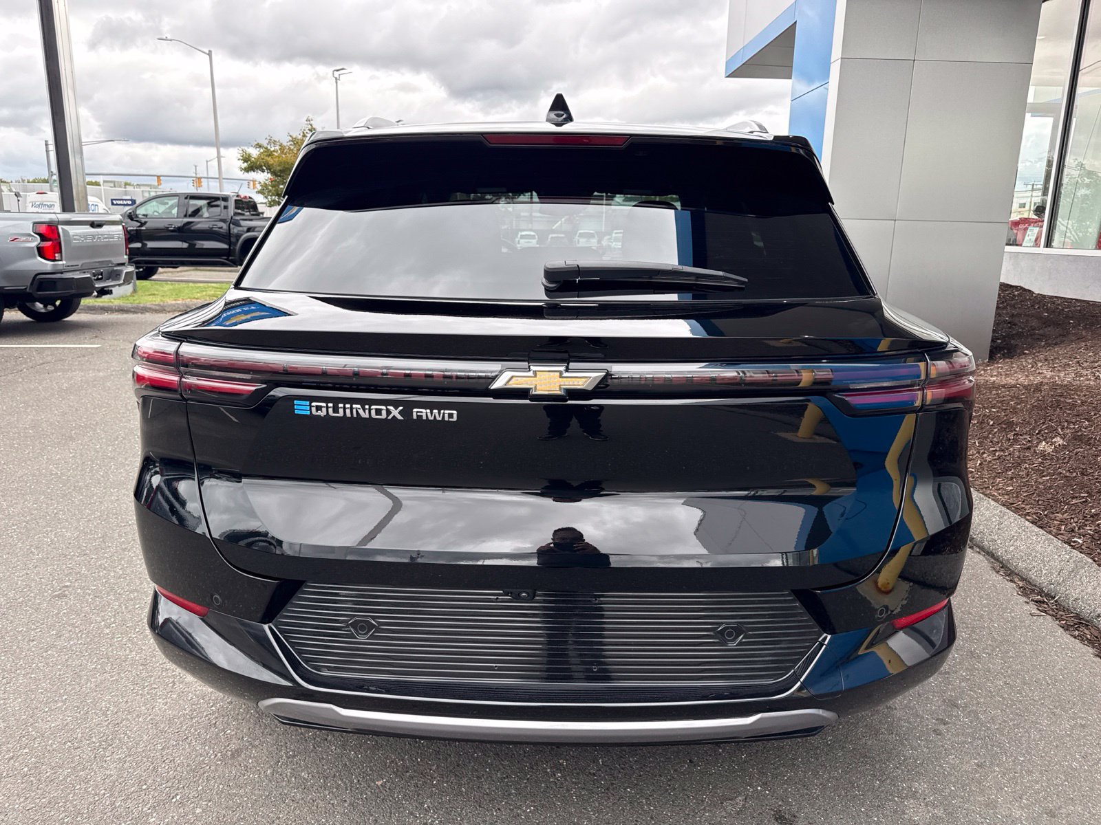 Used 2024 Chevrolet Equinox EV LT AWD/4WD image 7
