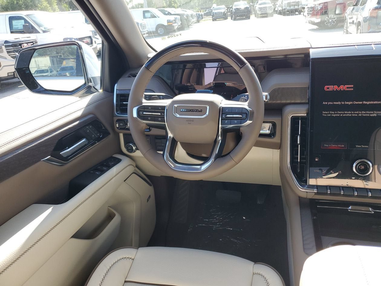 New 2026 GMC Yukon XL Denali w/ Denali Reserve Package RWD image 13