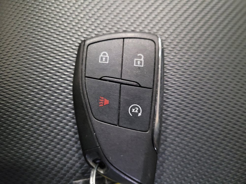 Used 2025 Chevrolet Equinox LT FWD image 32