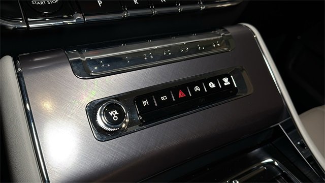 New 2026 Lincoln Aviator Black Label w/ Black Label Special Edition image 63