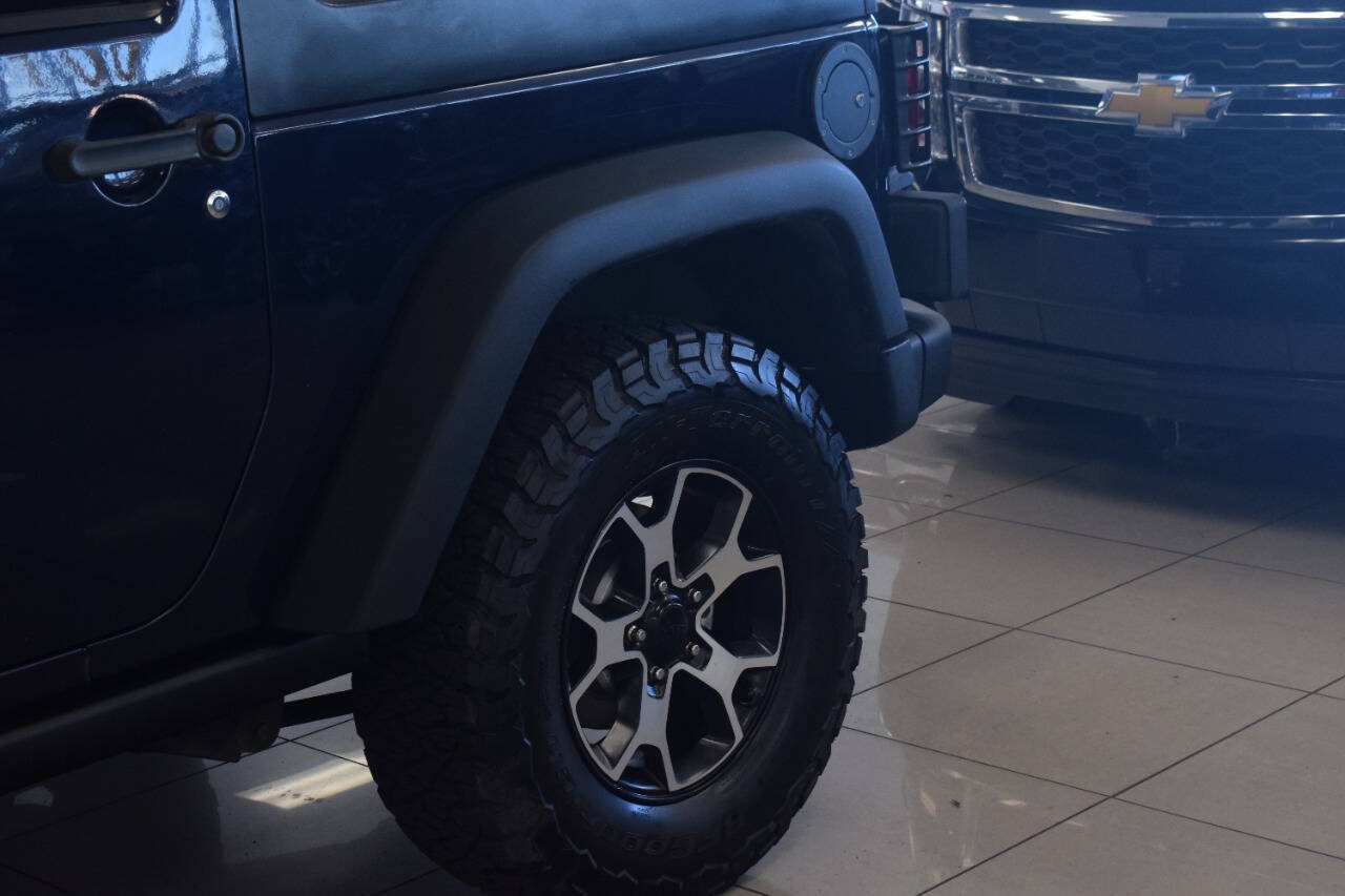 Used 2013 Jeep Wrangler Rubicon w/ PWR Convenience Group AWD/4WD image 23