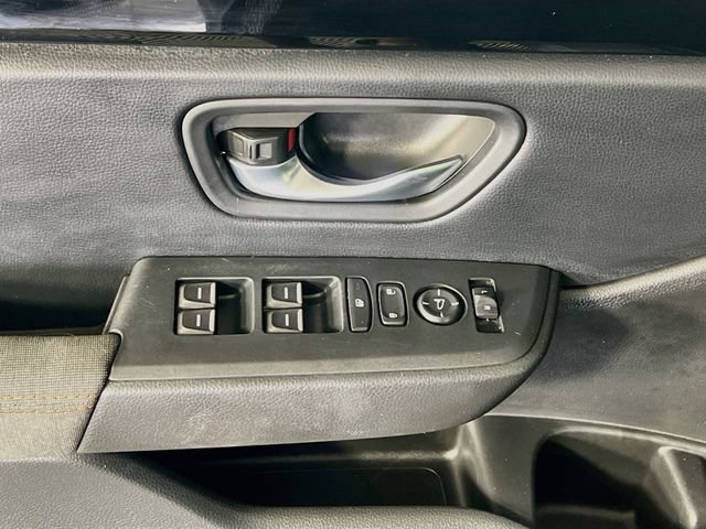 Used 2025 Honda Pilot Sport image 12