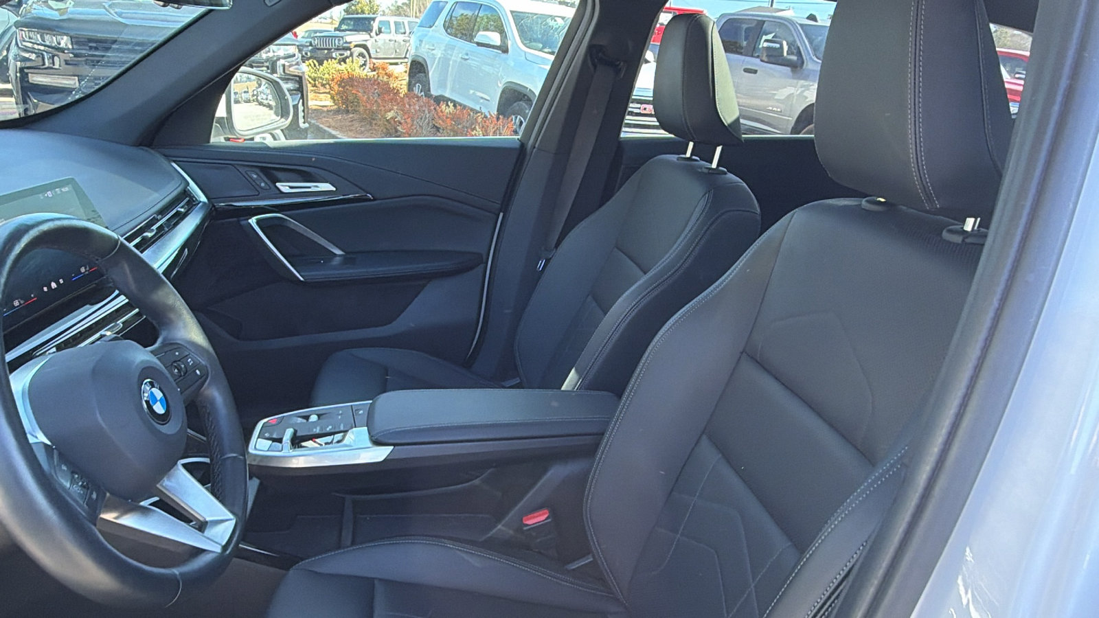 Used 2025 BMW X1 xDrive28i image 17