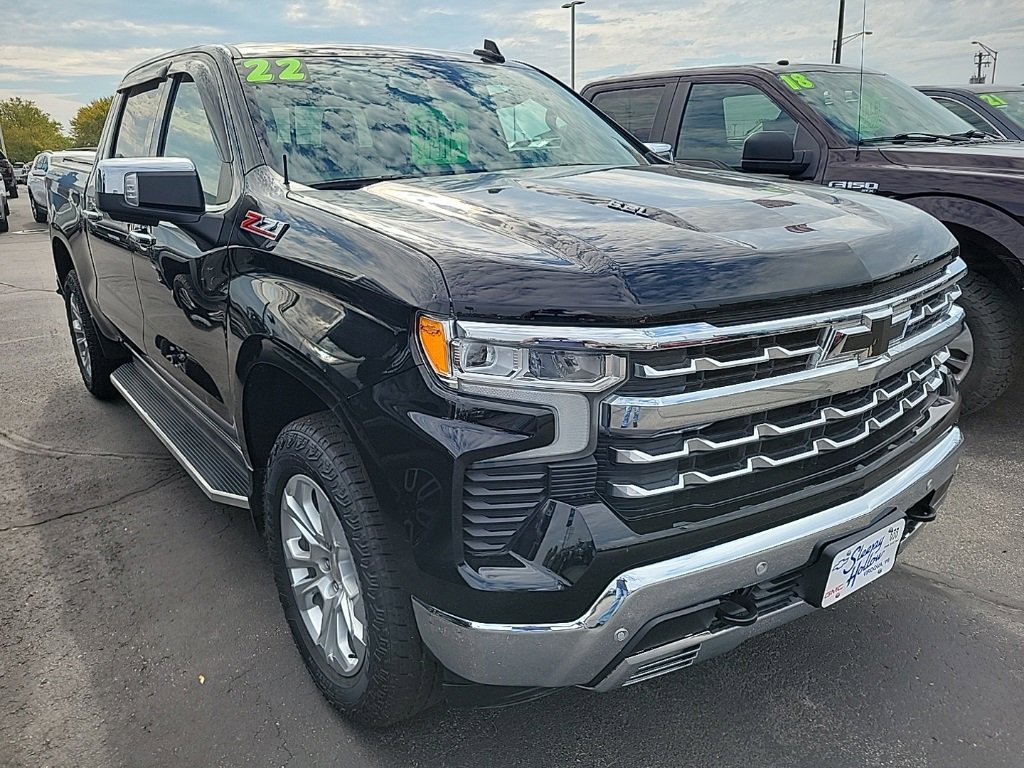 Used 2022 Chevrolet Silverado 1500 LTZ w/ LTZ Premium Package image 2