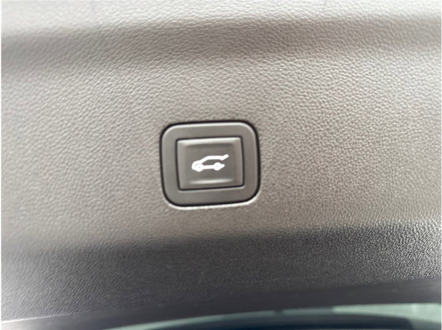 Used 2025 Cadillac Escalade ESV Premium Luxury image 47