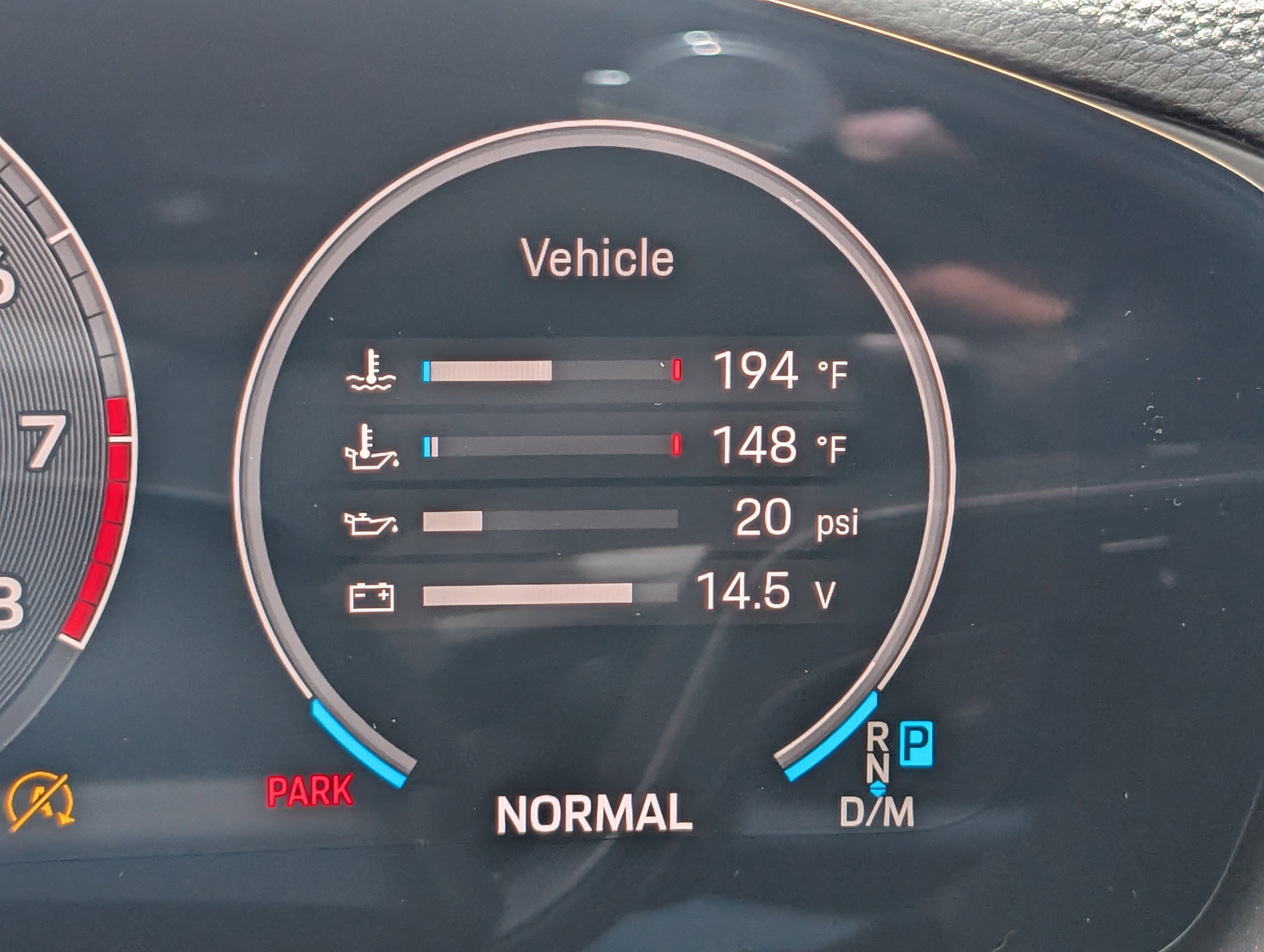 Certified 2025 Porsche Panamera 4 image 34