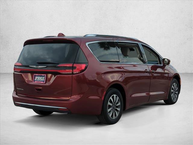 Used 2021 Chrysler Pacifica Touring-L w/ Premium & Safety Sphere Group FWD image 5