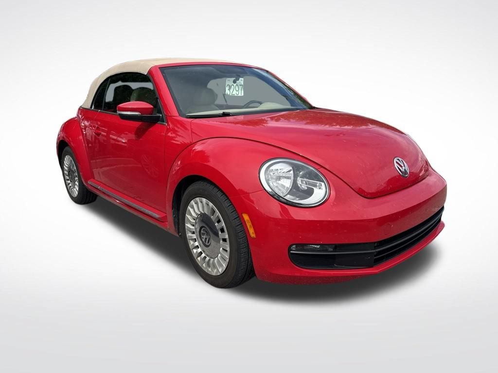 Used 2015 Volkswagen Beetle 1.8T FWD image 2