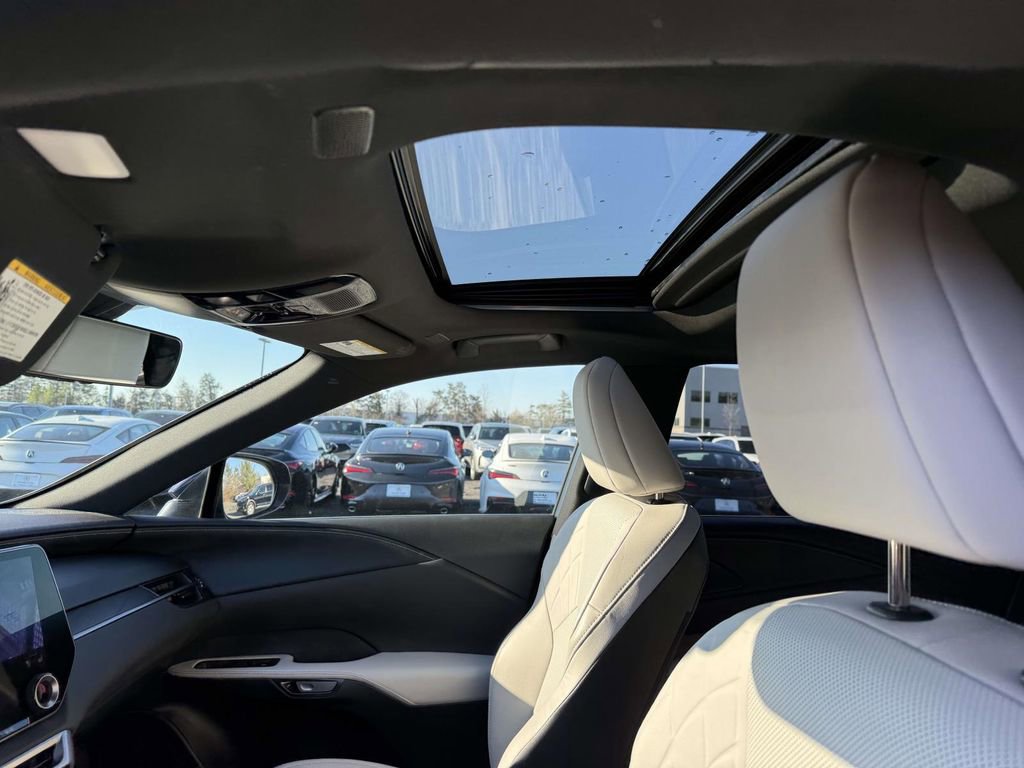 Used 2023 Lexus RX 350 Premium image 14