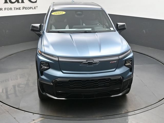 Certified 2025 Chevrolet Silverado EV RST AWD/4WD image 49