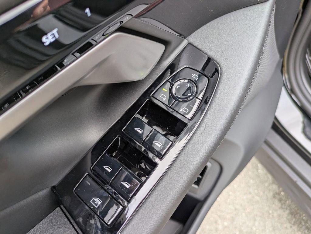 New 2026 BMW 530i xDrive image 12