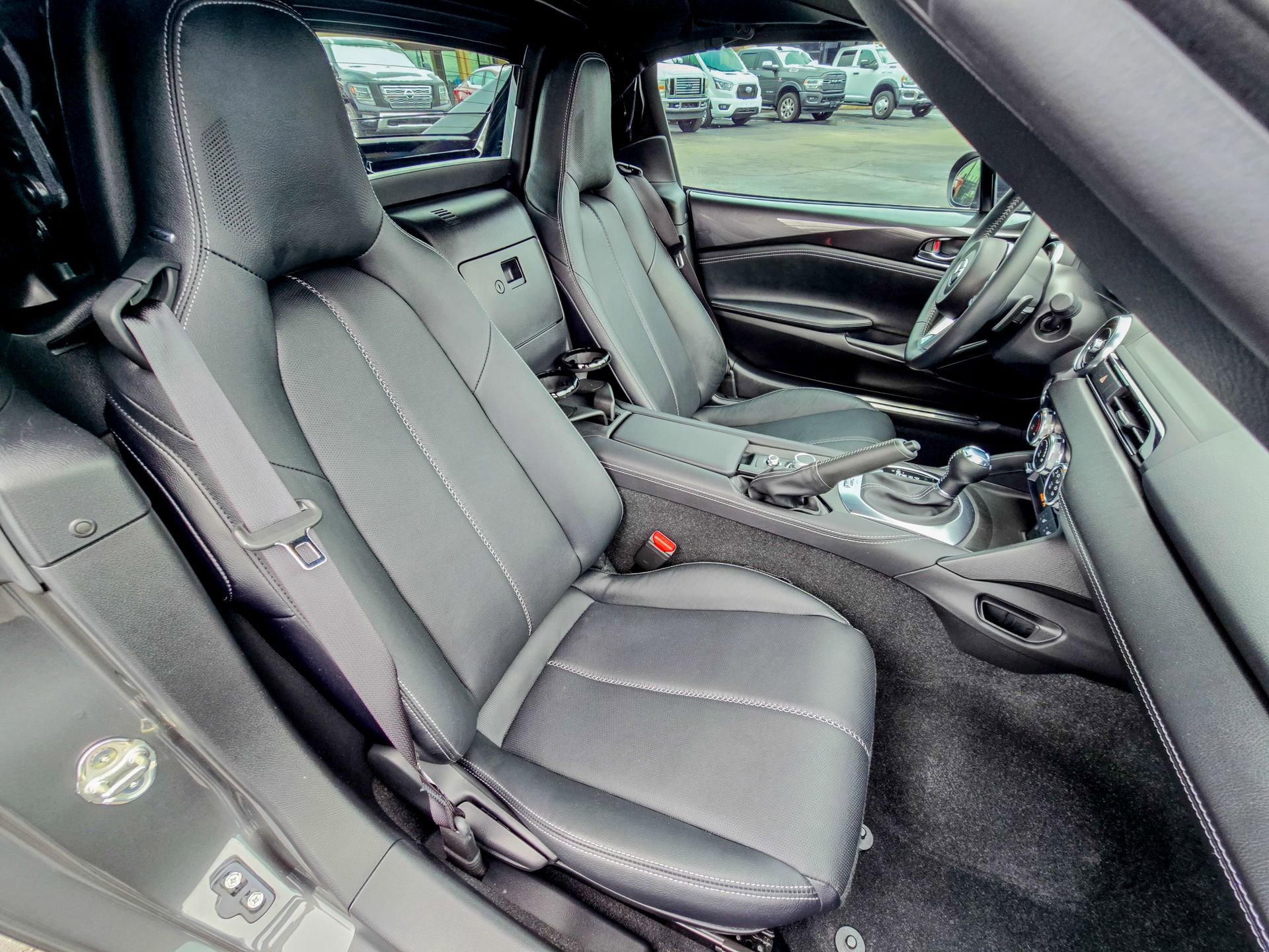 Used 2024 MAZDA MX-5 Miata RF Grand Touring image 35