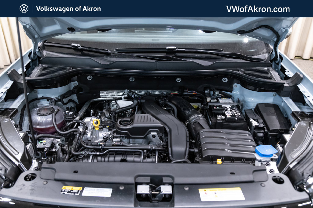 New 2026 Volkswagen Taos SE FWD image 27