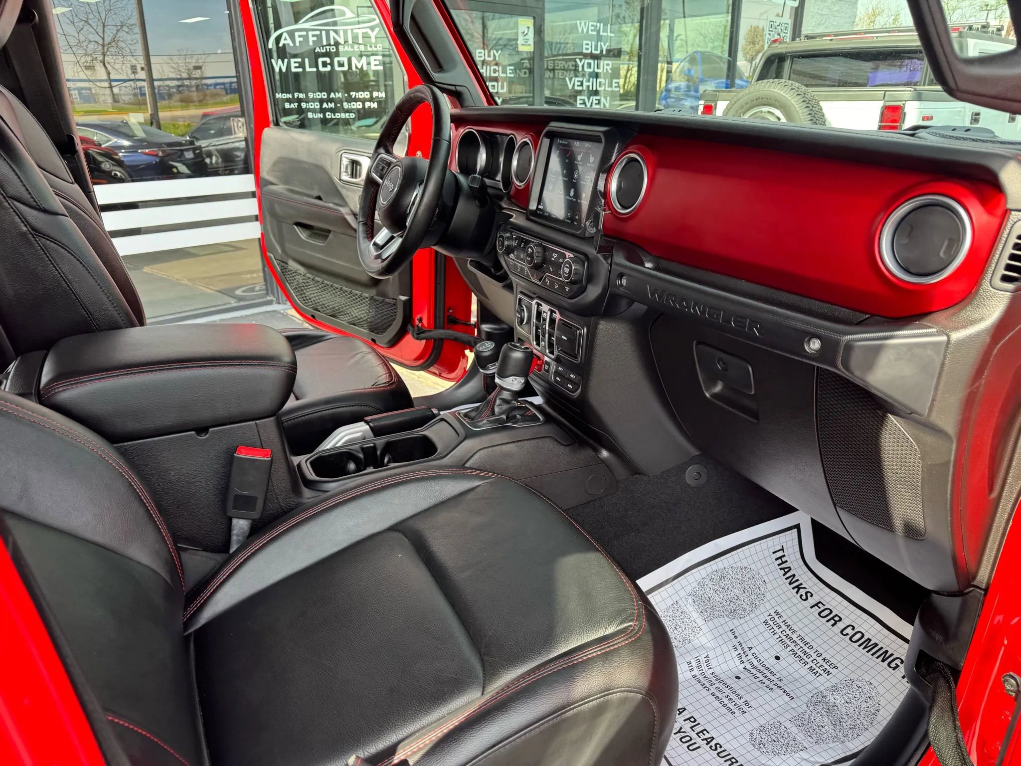 Used 2018 Jeep Wrangler Unlimited Rubicon image 12