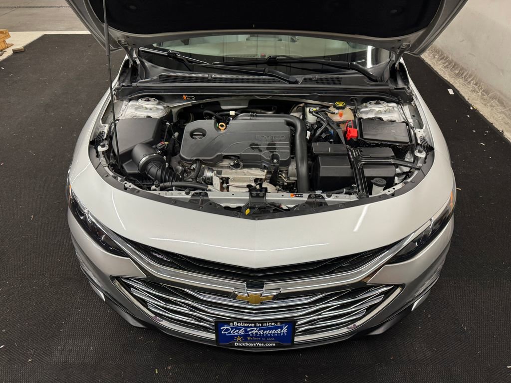 Used 2021 Chevrolet Malibu LT image 11