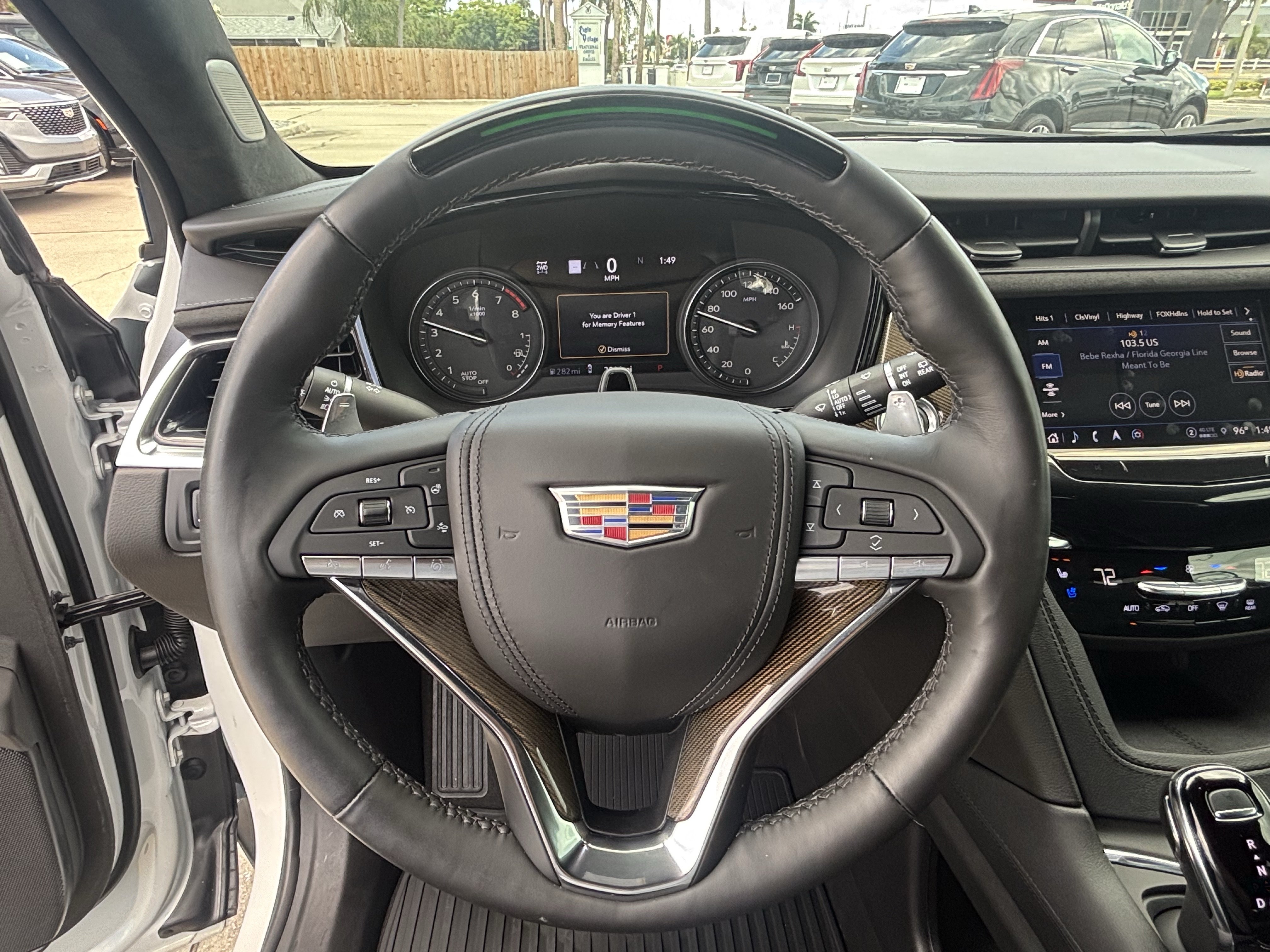 Certified 2023 Cadillac XT6 Sport w/ Platinum Package AWD/4WD image 27