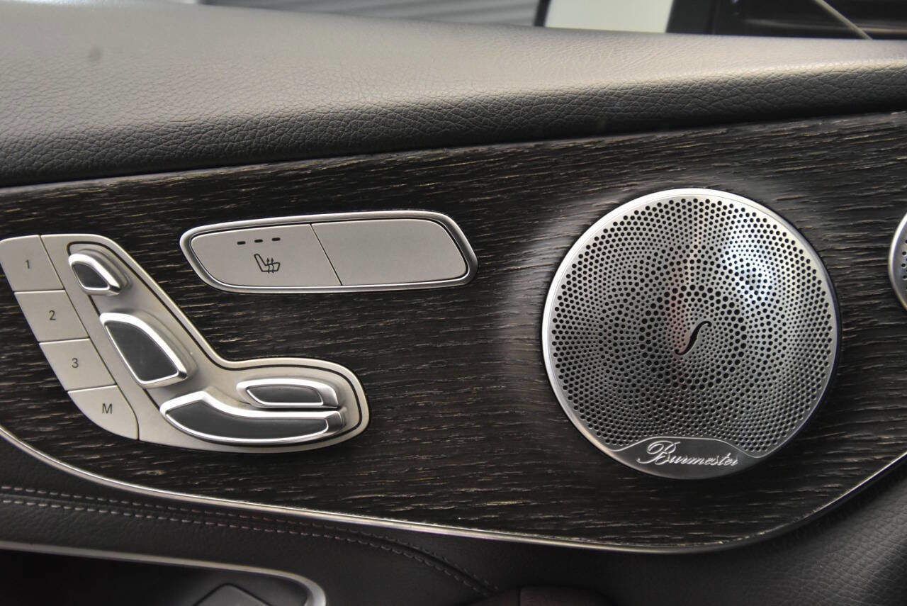 Used 2020 Mercedes-Benz C 300 C 300 4MATIC AWD 2dr Coupe w/ AMG Line image 29